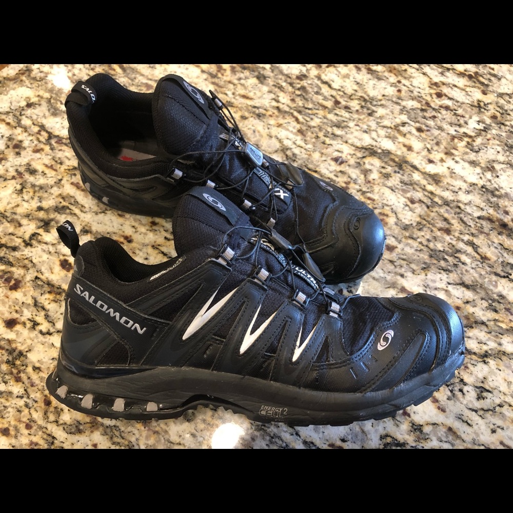 Salomon XA 3D Ultra 2 Trail Runner/ hiker